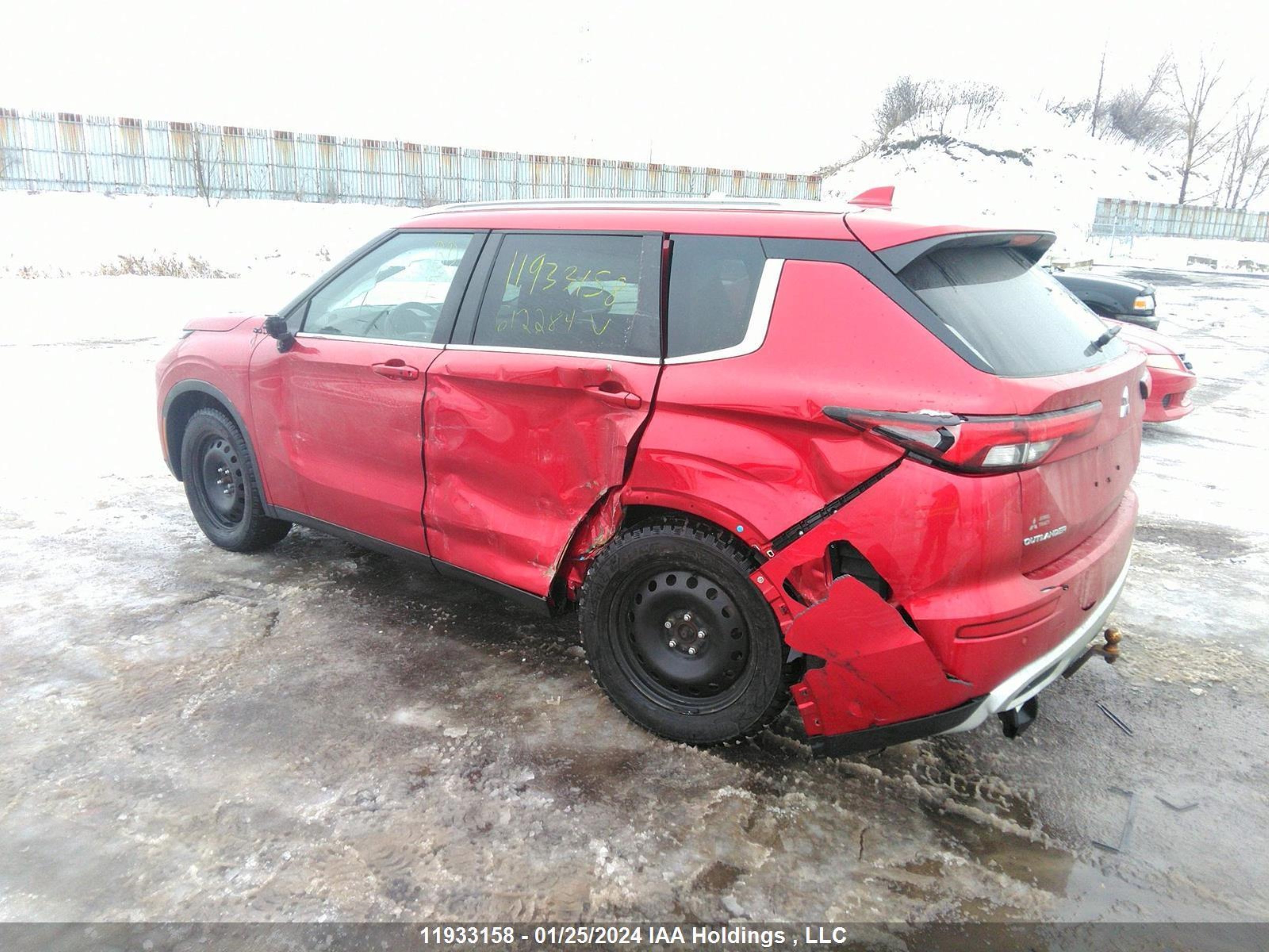 Photo 2 VIN: JA4J4UA86NZ612284 - MITSUBISHI OUTLANDER 