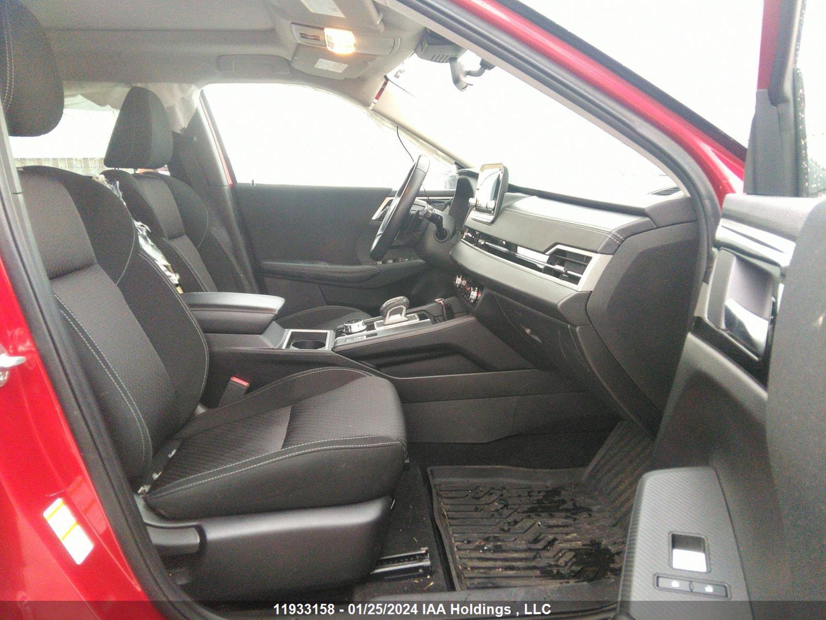 Photo 4 VIN: JA4J4UA86NZ612284 - MITSUBISHI OUTLANDER 