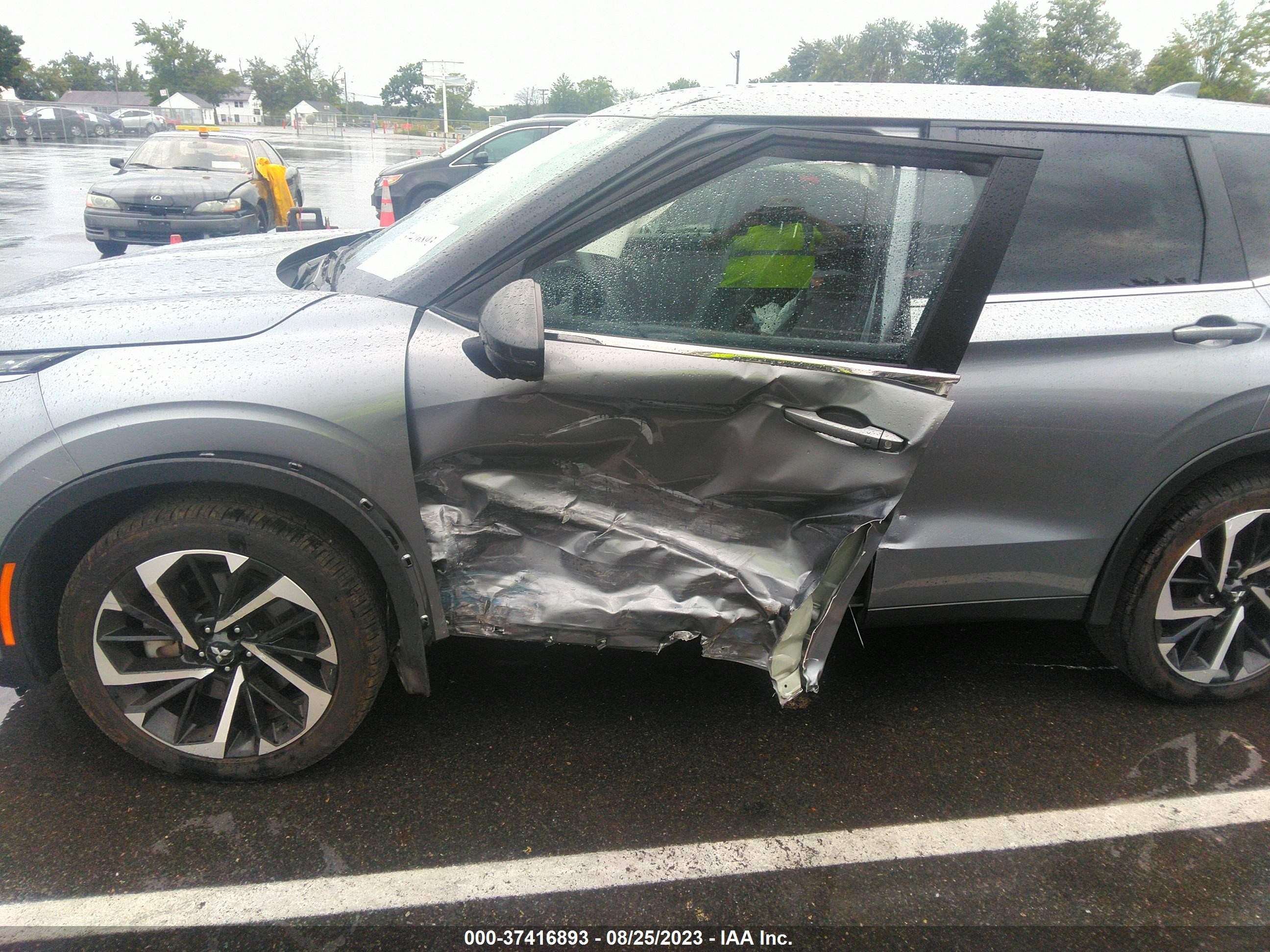 Photo 5 VIN: JA4J4UA87NZ039458 - MITSUBISHI OUTLANDER 