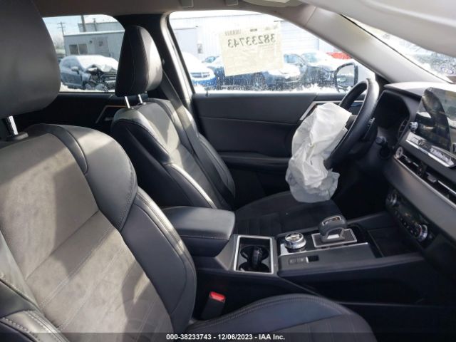 Photo 4 VIN: JA4J4UA87NZ055336 - MITSUBISHI OUTLANDER 