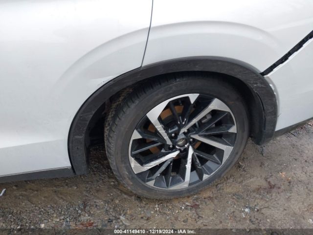 Photo 5 VIN: JA4J4VA80RZ047767 - MITSUBISHI OUTLANDER 