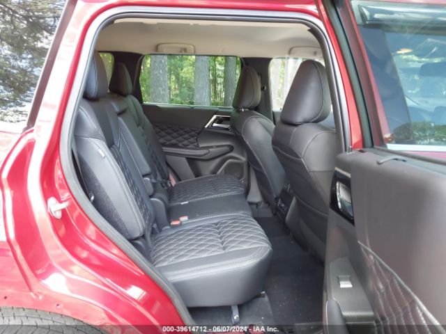 Photo 7 VIN: JA4J4VA81PZ020042 - MITSUBISHI OUTLANDER 