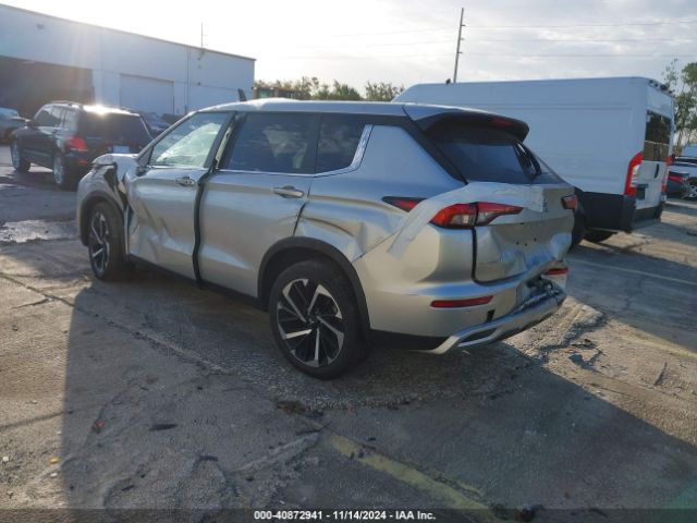 Photo 2 VIN: JA4J4VA82RZ074579 - MITSUBISHI OUTLANDER 