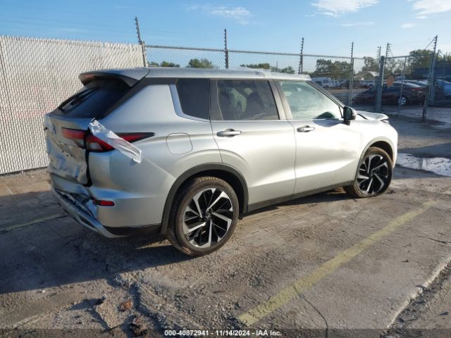 Photo 3 VIN: JA4J4VA82RZ074579 - MITSUBISHI OUTLANDER 