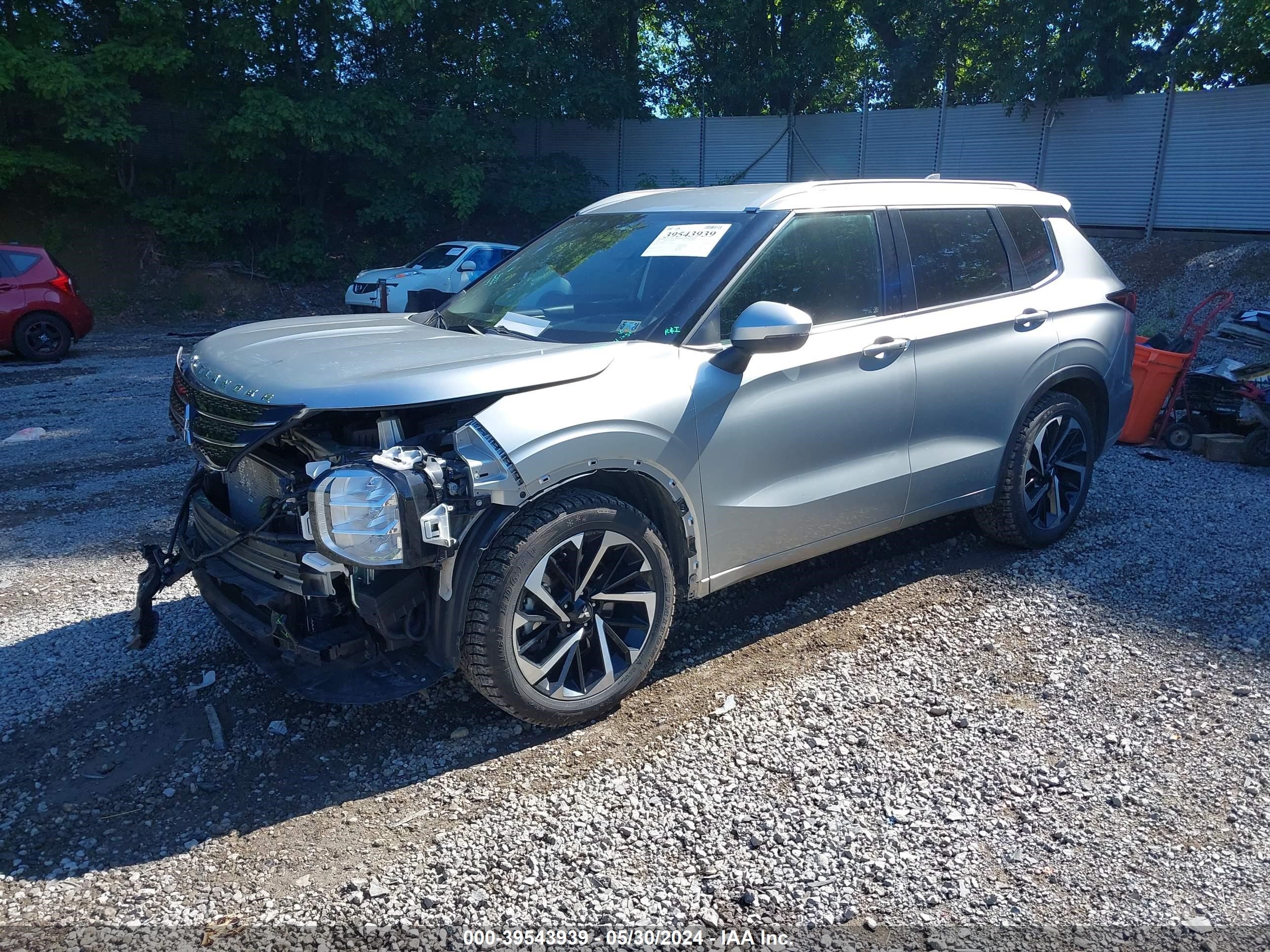 Photo 1 VIN: JA4J4VA83NZ072818 - MITSUBISHI OUTLANDER 