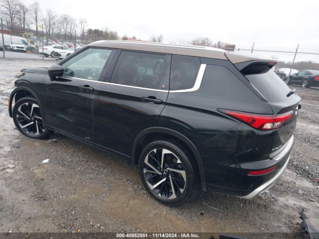 Photo 2 VIN: JA4J4VA83PZ019765 - MITSUBISHI OUTLANDER 