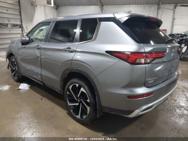 Photo 2 VIN: JA4J4VA83RZ015525 - MITSUBISHI OUTLANDER 