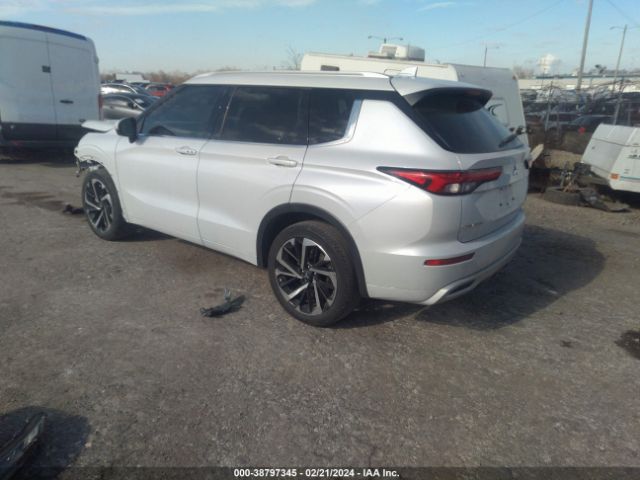 Photo 2 VIN: JA4J4VA84NZ044980 - MITSUBISHI OUTLANDER 