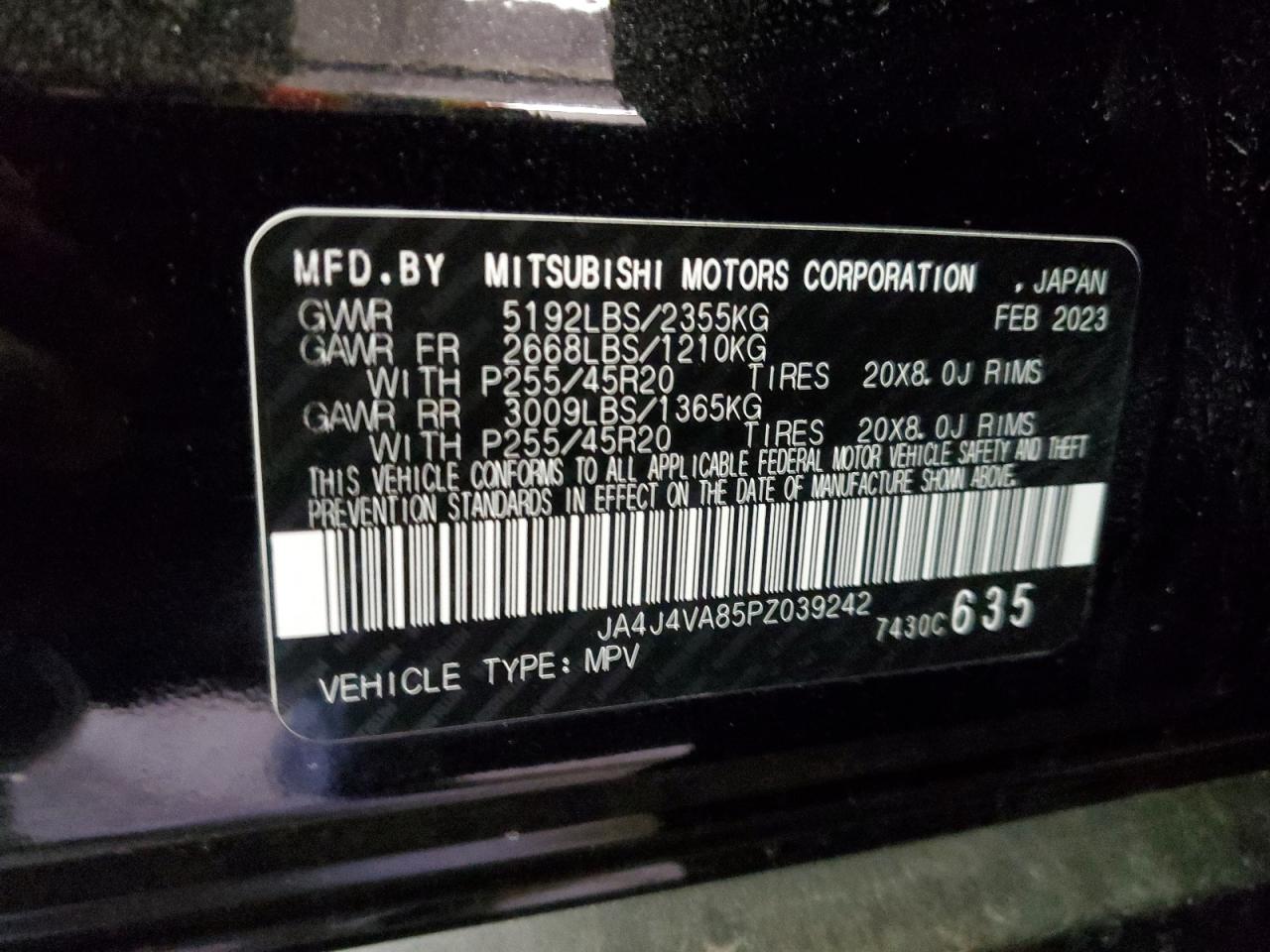 Photo 12 VIN: JA4J4VA85PZ039242 - MITSUBISHI OUTLANDER 