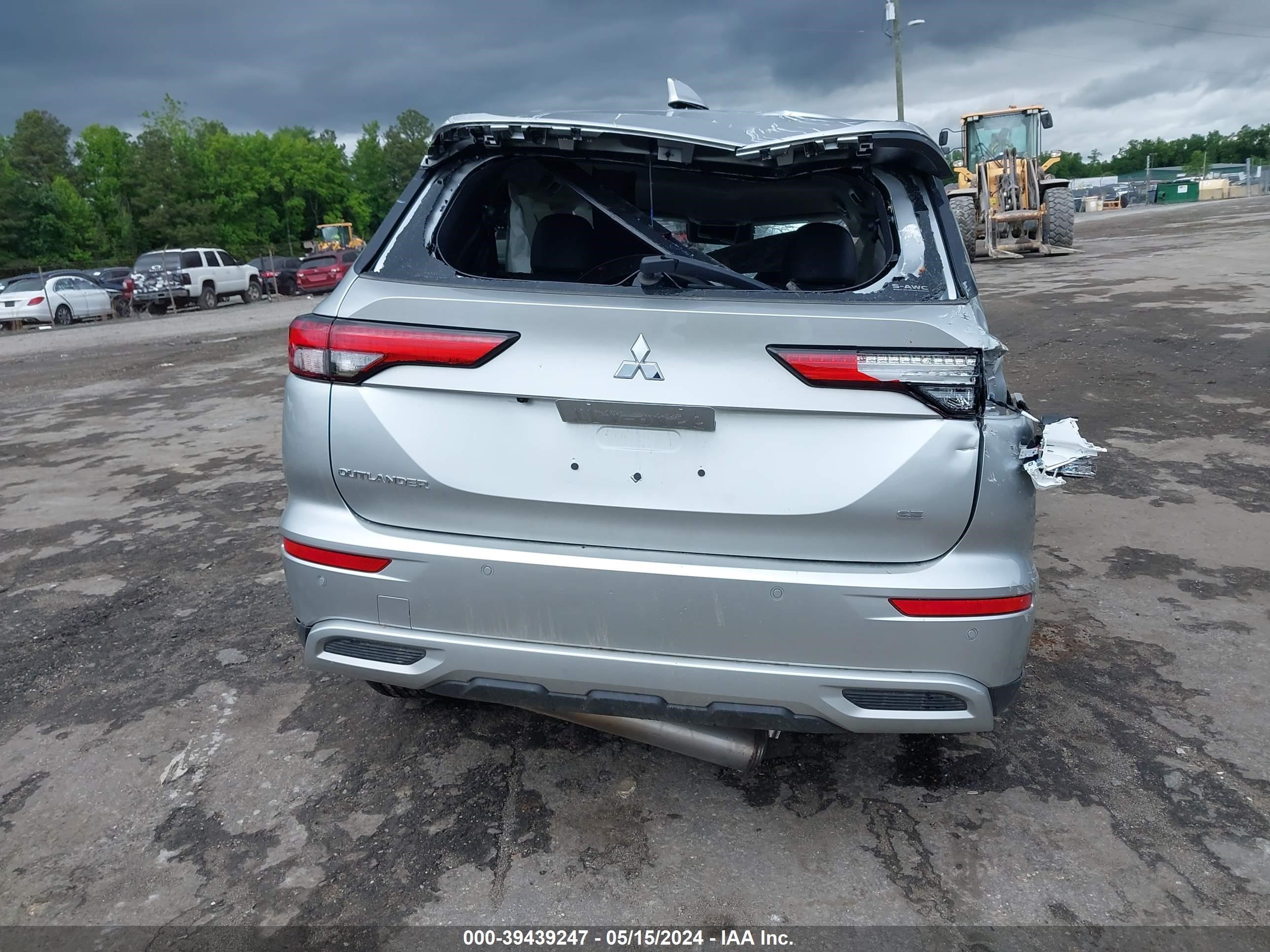 Photo 14 VIN: JA4J4VA85RZ036229 - MITSUBISHI OUTLANDER 