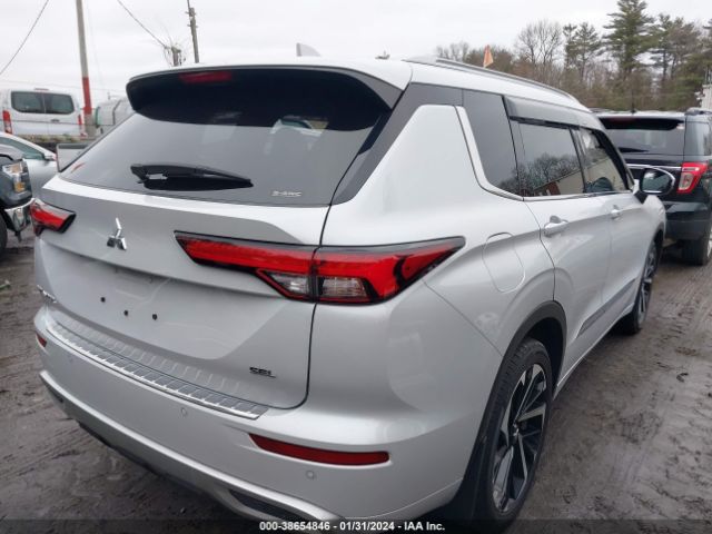 Photo 3 VIN: JA4J4VA86PZ036723 - MITSUBISHI OUTLANDER 