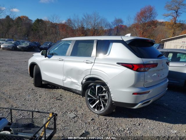 Photo 2 VIN: JA4J4VA86RZ039737 - MITSUBISHI OUTLANDER 