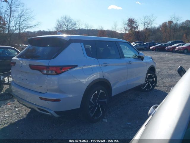 Photo 3 VIN: JA4J4VA86RZ039737 - MITSUBISHI OUTLANDER 