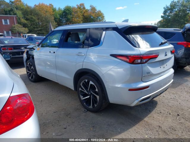 Photo 2 VIN: JA4J4VA88NZ008354 - MITSUBISHI OUTLANDER 