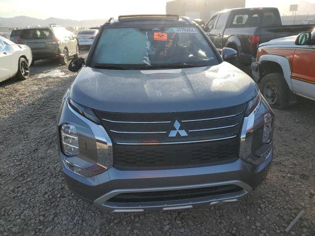 Photo 4 VIN: JA4J4VA88PZ021673 - MITSUBISHI OUTLANDER 