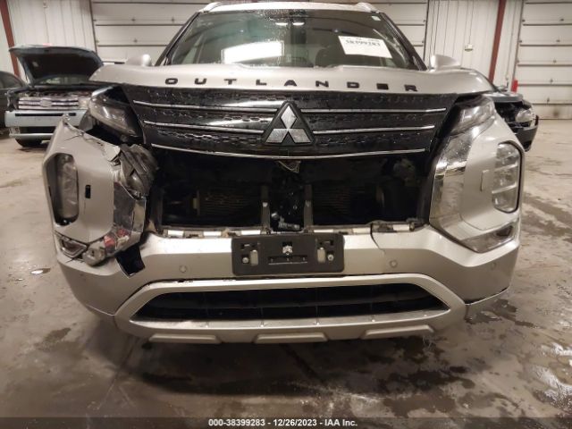 Photo 5 VIN: JA4J4VA89NZ038995 - MITSUBISHI OUTLANDER 