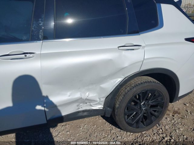 Photo 5 VIN: JA4J4VA89RZ008644 - MITSUBISHI OUTLANDER 