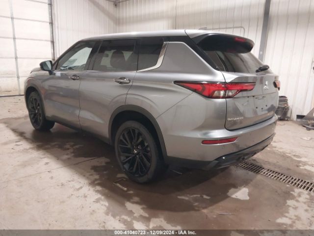 Photo 2 VIN: JA4J4VA89RZ020308 - MITSUBISHI OUTLANDER 