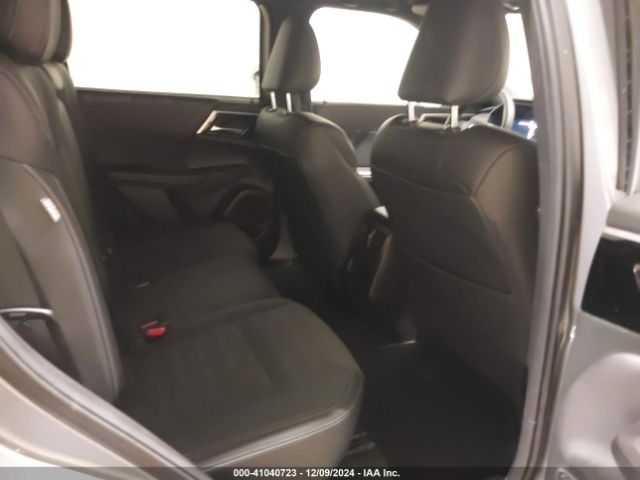 Photo 7 VIN: JA4J4VA89RZ020308 - MITSUBISHI OUTLANDER 