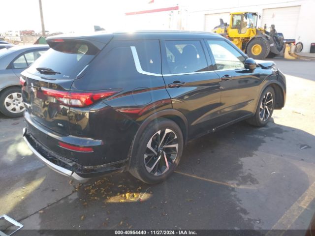 Photo 3 VIN: JA4J4VA8XNZ016391 - MITSUBISHI OUTLANDER 