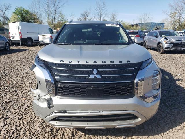 Photo 4 VIN: JA4J4WA8XRZ013471 - MITSUBISHI OUTLANDER 