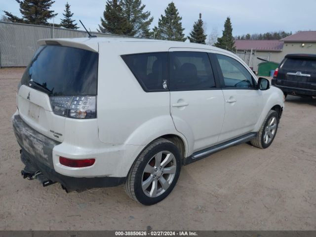 Photo 3 VIN: JA4JS4AX0AZ003781 - MITSUBISHI OUTLANDER 