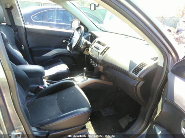 Photo 4 VIN: JA4JS4AX5AZ014520 - MITSUBISHI OUTLANDER 