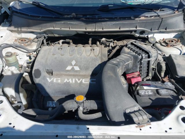 Photo 9 VIN: JA4JS4AX8CU001552 - MITSUBISHI OUTLANDER 