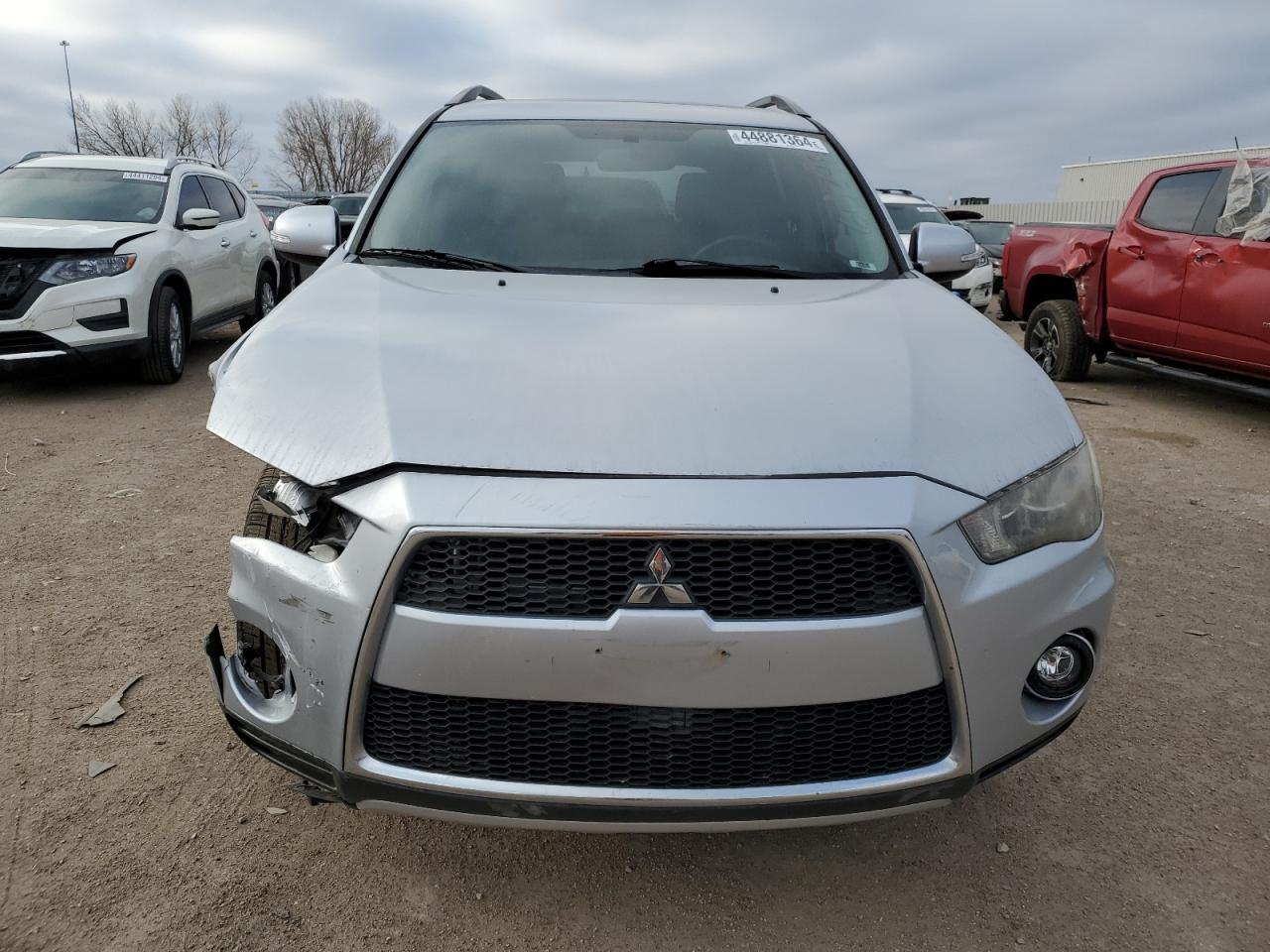 Photo 4 VIN: JA4JT3AW2BU041431 - MITSUBISHI OUTLANDER 