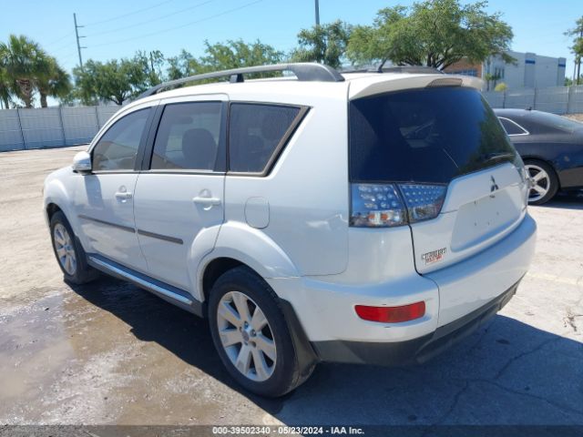 Photo 2 VIN: JA4JT3AW3AZ007483 - MITSUBISHI OUTLANDER 