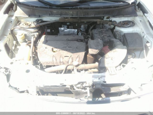 Photo 9 VIN: JA4JT3AW4AZ015897 - MITSUBISHI OUTLANDER 