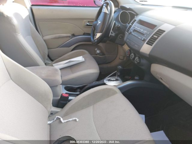 Photo 4 VIN: JA4JT3AW8BU015027 - MITSUBISHI OUTLANDER 