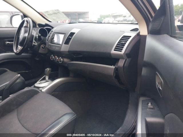 Photo 4 VIN: JA4JT3AW9DU000880 - MITSUBISHI OUTLANDER 