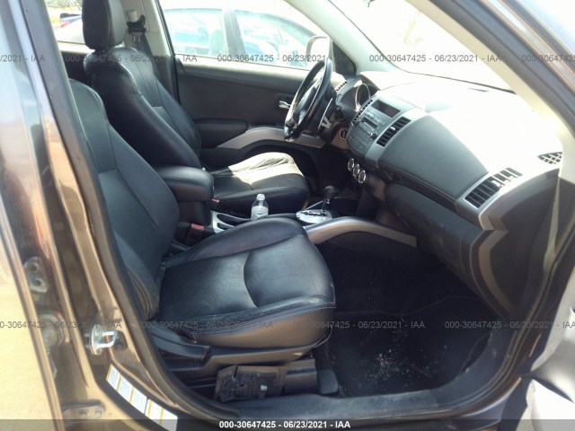 Photo 4 VIN: JA4JT4AX9AZ002593 - MITSUBISHI OUTLANDER 