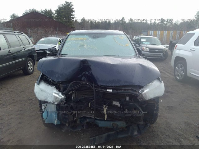 Photo 5 VIN: JA4JT5AX1AZ008720 - MITSUBISHI OUTLANDER 