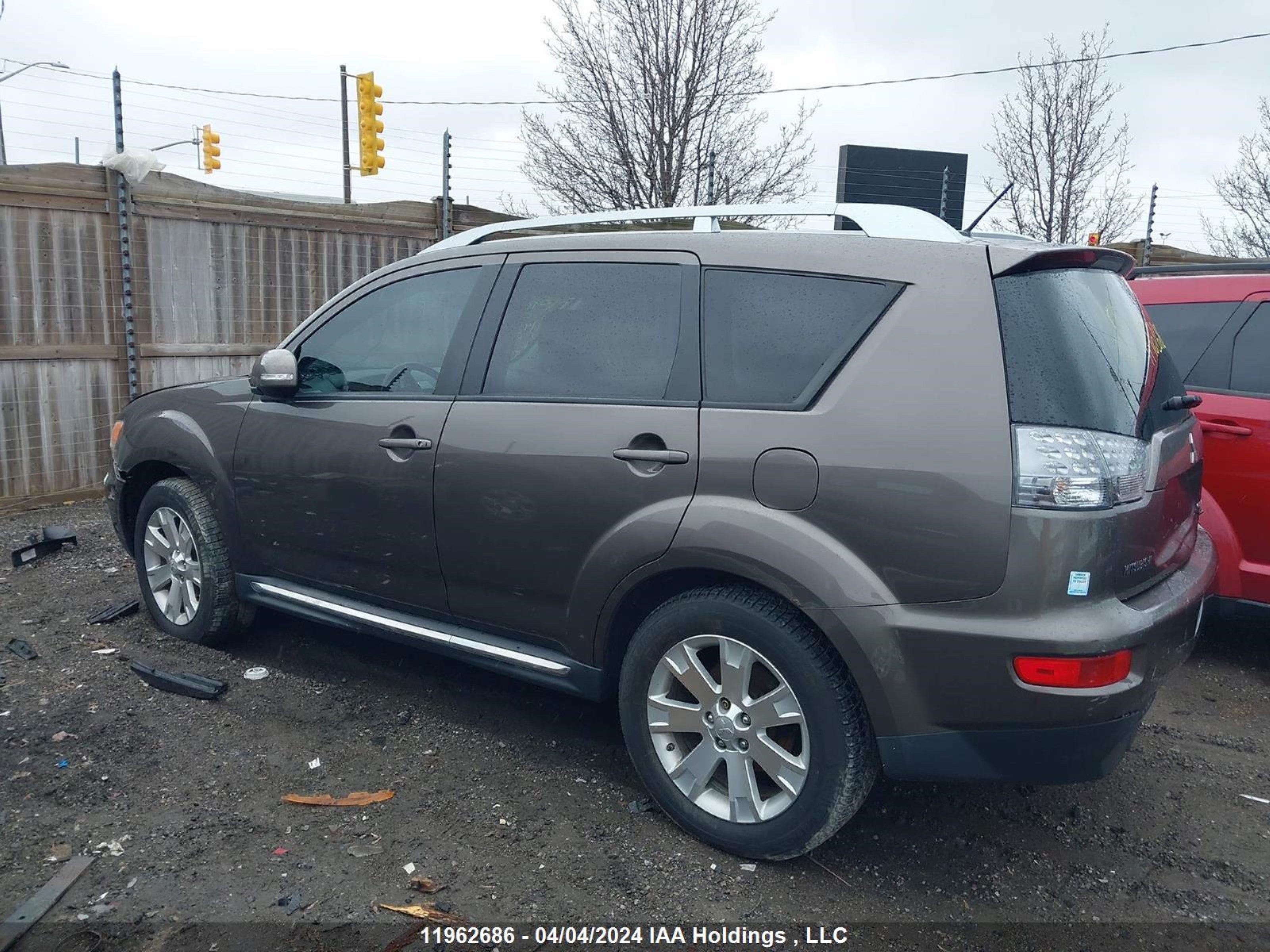 Photo 12 VIN: JA4JT5AX1AZ602918 - MITSUBISHI OUTLANDER 