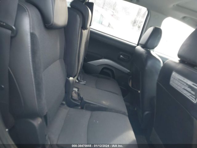 Photo 7 VIN: JA4JT5AX2AZ003428 - MITSUBISHI OUTLANDER 