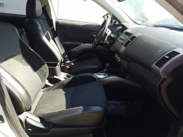 Photo 4 VIN: JA4JT5AX2AZ003641 - MITSUBISHI OUTLANDER 