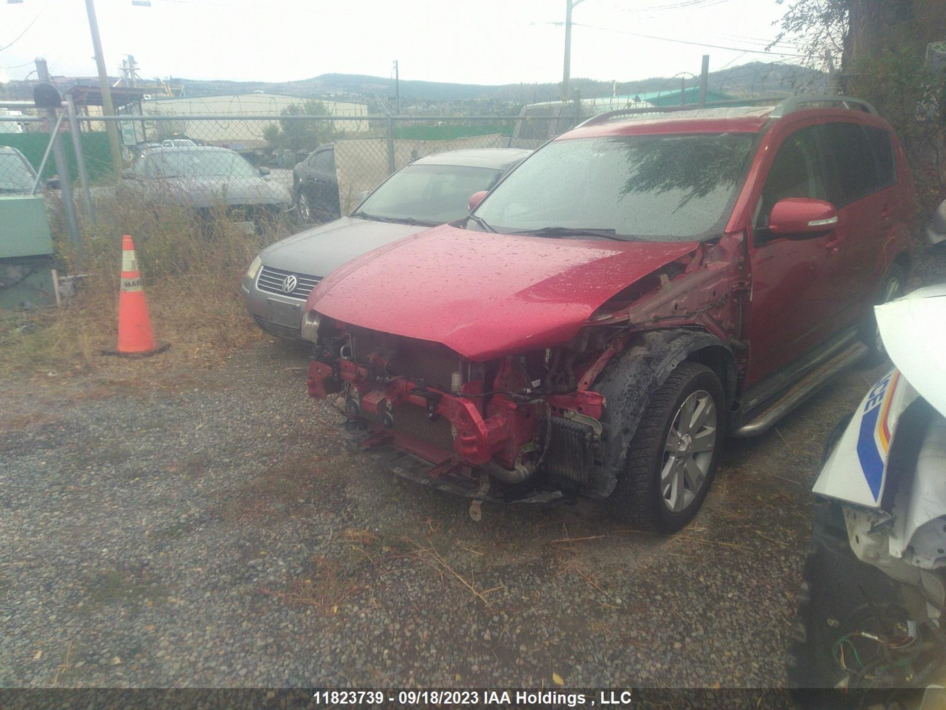 Photo 1 VIN: JA4JT5AX2AZ602541 - MITSUBISHI OUTLANDER 