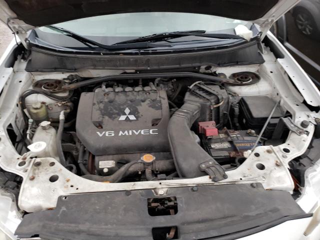 Photo 10 VIN: JA4JT5AX2BU014542 - MITSUBISHI OUTLANDER 