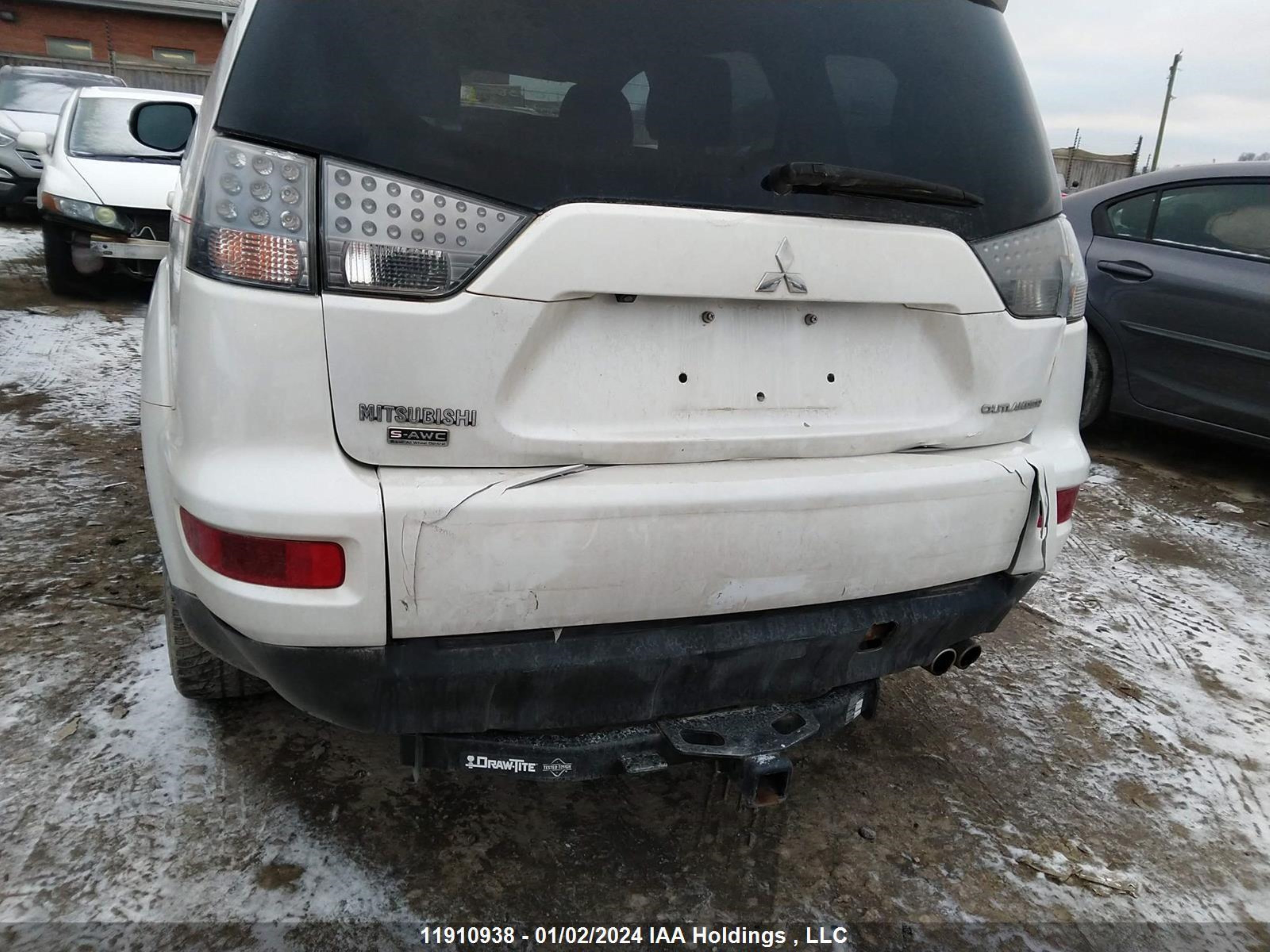 Photo 5 VIN: JA4JT5AX2BU605440 - MITSUBISHI OUTLANDER 