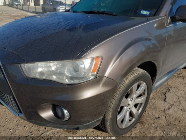 Photo 5 VIN: JA4JT5AX3AZ016138 - MITSUBISHI OUTLANDER 