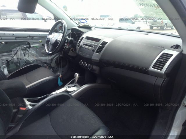 Photo 4 VIN: JA4JT5AX3BU033777 - MITSUBISHI OUTLANDER 