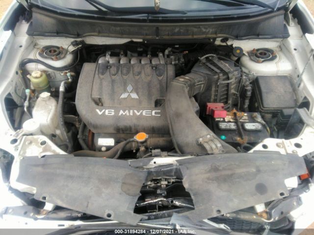 Photo 9 VIN: JA4JT5AX3CU002627 - MITSUBISHI OUTLANDER 