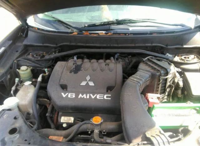 Photo 9 VIN: JA4JT5AX6AZ014139 - MITSUBISHI OUTLANDER 