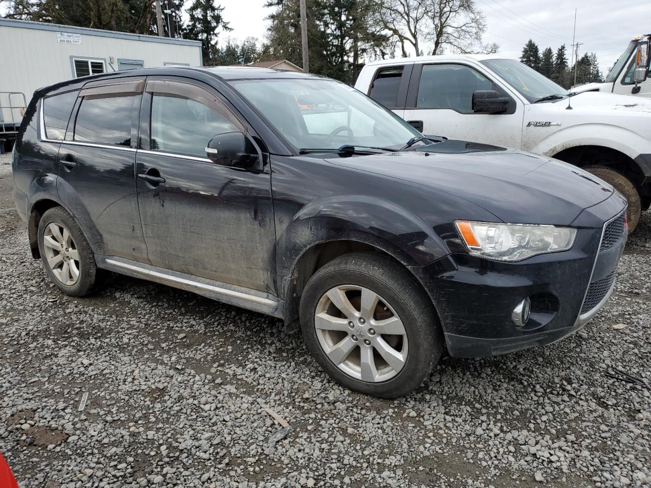 Photo 3 VIN: JA4JT5AX9AZ017830 - MITSUBISHI OUTLANDER 