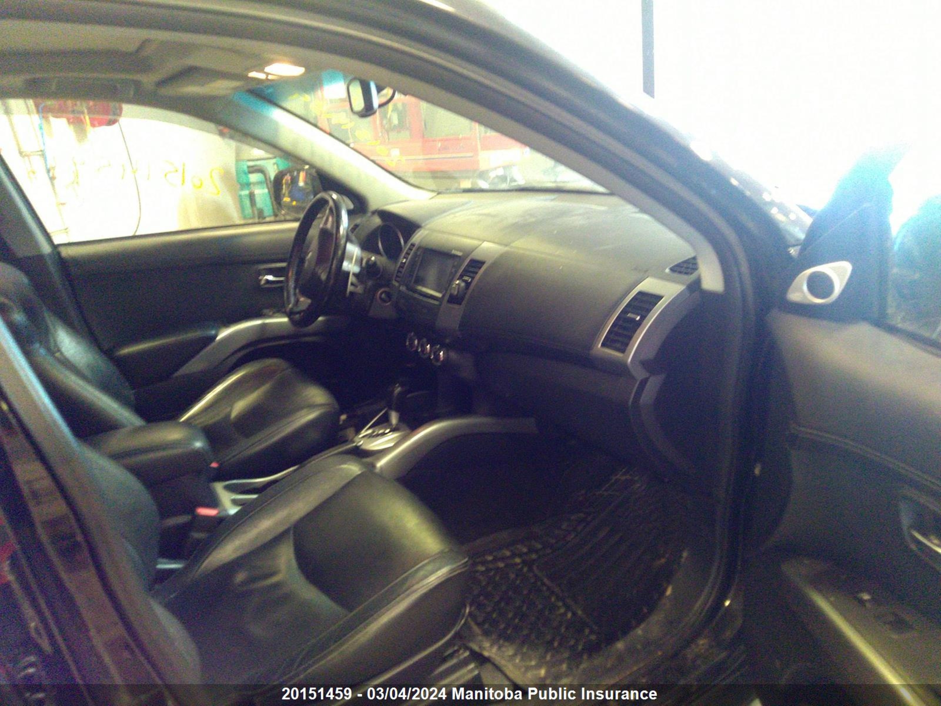 Photo 4 VIN: JA4JT5AX9CU600561 - MITSUBISHI OUTLANDER 