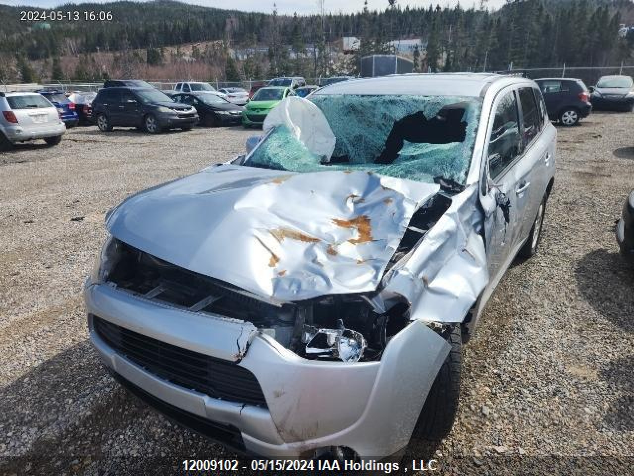 Photo 1 VIN: JA4JZ3AX3EZ606431 - MITSUBISHI OUTLANDER 