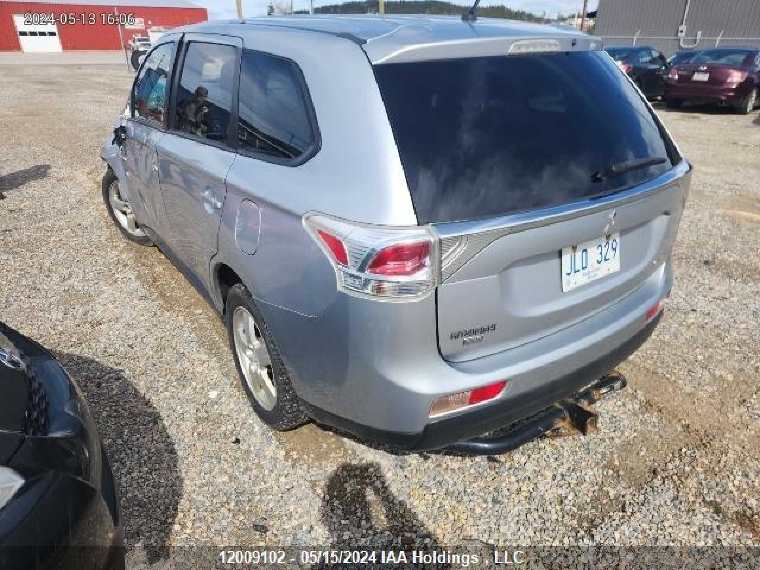 Photo 2 VIN: JA4JZ3AX3EZ606431 - MITSUBISHI OUTLANDER 