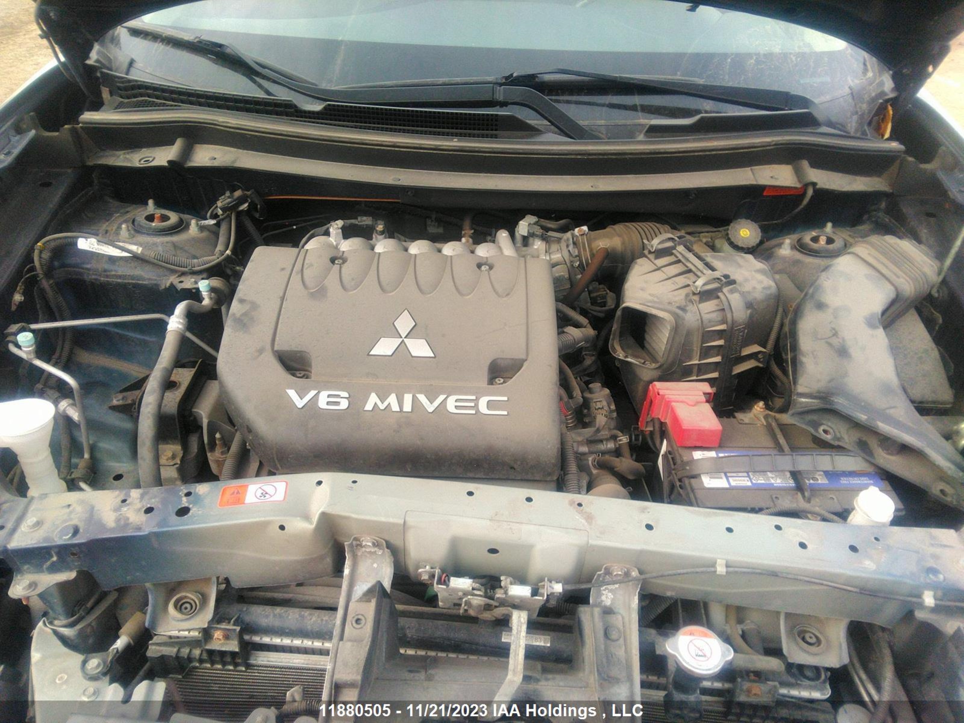 Photo 9 VIN: JA4JZ3AX4EZ601500 - MITSUBISHI OUTLANDER 